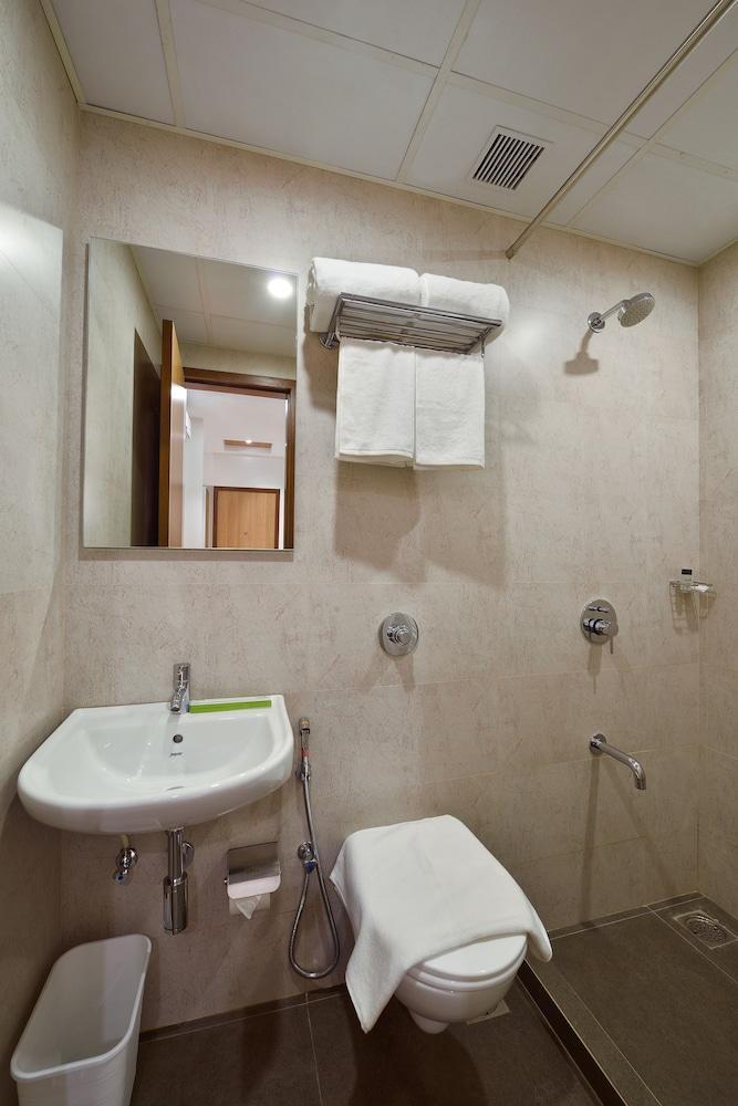 Hotel Leafio Bombay Esterno foto